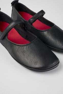 Right Black Leather Ballerinas For Women