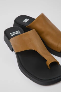 Twins Brown Leather Sandals For Women