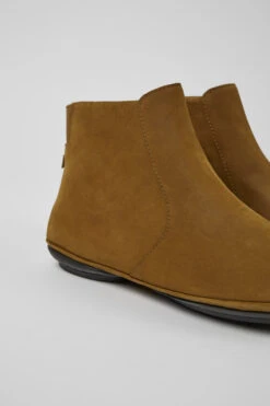 Right Brown Nubuck Ankle Boots For Women