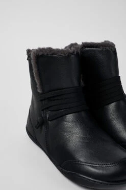 Peu Black Leather Ankle Boots For Women