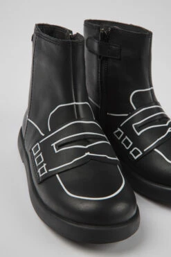 Twins Black Leather Ankle Boots For Kids